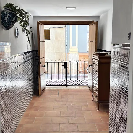 Shanti's Andalusian Guest house *